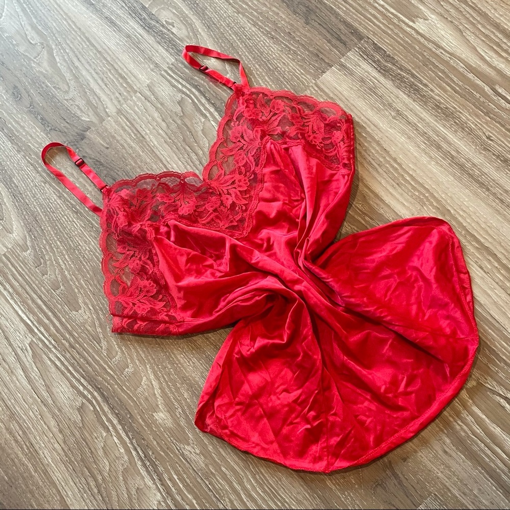 Vintage Red Slip Size 1X